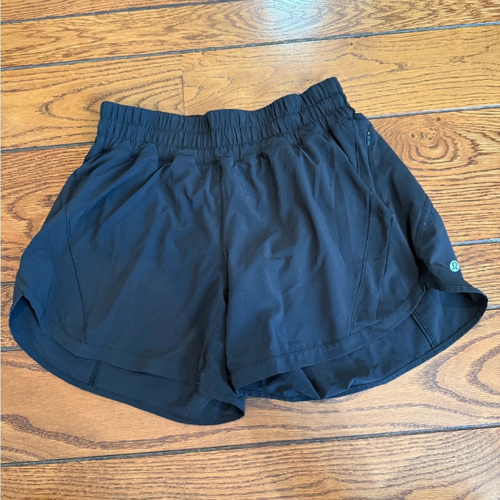Lululemon Women's Track That Mid-Rise Lined Shorts